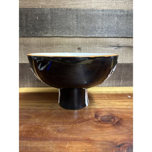 Cobwebs And Cauldron Skeleton Hand Pedestal Candy Bowl - Picture 2 of 6